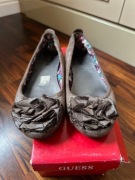 Balerinki firmy Guess o rozm. 34