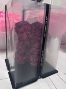 Miś z róży w pudelku