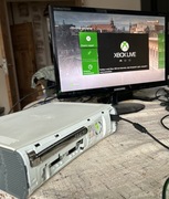 Konsola Xbox 360