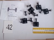 Lokomotywy  wagony  koła wózki z osiami   -  skala HO.