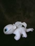 Biała furia maskotka jak wytresować smoka 