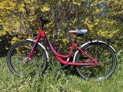 Aluminiowy rower dziewczęcy 24 cale 7 biegów Dynamo w piaście 