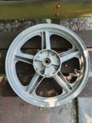 Felga hyosung 125 ga tył