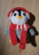 Pingwin zrobiony na szydełku 
