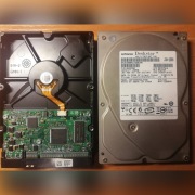 Hitachi 250GB ATA HDP725025GLAT80