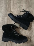 Czarne ocieplane botki sznurowane, rozmiar 4 (37)