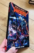 Marvel Secret Wars – Jonathan Hickman – Esad Ribic – komiks (Panini, 2022)