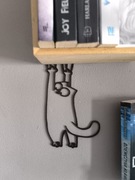 Spadający kotek ozdoba na ścianę lub pod półkę z ksiazkami