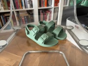 Zara klapki sandały kąpielowe kapcie dziecięce 26