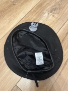 Beret MON czarny