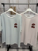 T-shirt damski Wiśnia