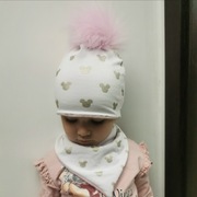 Czapka z pomponem i chusta lub komin 