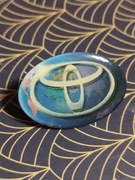 Pin przypinka kolekcjonerska Toyota vintage
