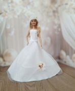 Ubranko dla lalki suknia oraz kapelusz 