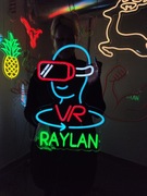 Gry VR. Neon Napisy Świetlne Na Ścianę.