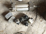 Cylinder pneumatyczny -silownik