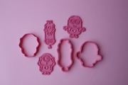 Foremka wykrawacz do ciastek tęcza minionki MInions cookie cutter