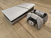 PlayStation 5 Slim 1TB | 2 Pady DualSense + Ładowarka PowerA | Stan Idealny