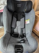 Fotelik Axkid Modukid Seat z bazą Isofix - 0-18 kg RWF. Szary