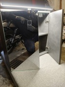 Szafka łazienkowa wisząca z lustrem + oświetlenie LED 230V