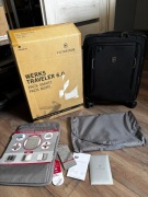 Walizka kabinowa Victorinox WERKS Traveller 6.0 Softside Global carry on