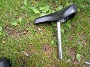 Siodełko rowerowe z rurką - fi 22mm