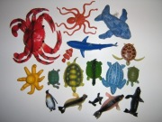 Zwierzęta leśne i wodne żółw rekin foka krab żubr i in 27 szt