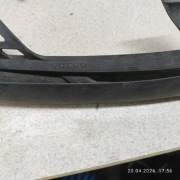 VOLVO V70 XC70 S80 listwa uszczelka lampy reflektora prawa strona