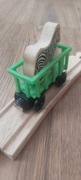 WAGON ZIELONY KLATKA pociąg tory drewniane plastik Tomek i Przyjaciele