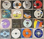 16 CD ze sterownikami do  starych płyt głównych, kart grafiki, napędów itp.