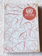 Pudełko po czekoladkach z pomocy żywnośc. UNICEF