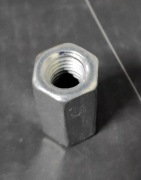 Nakrętka łącząca (przedłużająca) typu ESCO M10x30mm