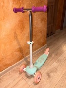 Oxelo Hulajnoga B1 500 Dla Dzieci Biały Różowy Zielony Świecące Kółka