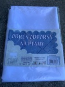 Obrus odporny na plamy 110 x 160 cm prl