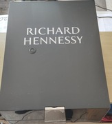 Richard Hennessy Butelka i Pudełko Po Koniaku z 1800 Dla kolekcjonera