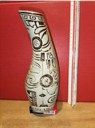 Wazon w stylu Brut Art lub Naive Art