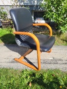 Krzesło gabinetowe, skórzane, na płozach - TANIO!!!