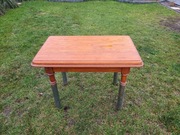 Stół z drewna dębowego