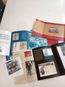 Okolicznościowe albumy Poczty Polskiej ze znaczkami. Zestaw