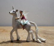 Schleich bayala elf Yamuna na jednorożcu figurka model wycofany z 2012 r.