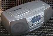 Radiomagnetofon z CD przenośny SONY CFD-V31L niesprawny radio OK