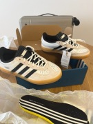 Adidas Gazelle Bad Bunny Indoor 7US - 40 Eur