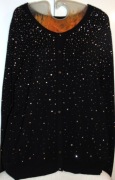 Atmosphere.  Czarny sweter z dżetami  40/42