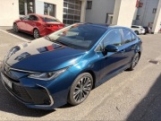 Cesja najmu Kinto One Toyota Corolla Sedan 1,8 Hybryda Style - firma