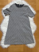 H&M trapezowa sukienka we wzory zygzaki mini z krótkim rękawem