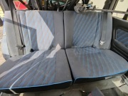 BMW E30 Touring kanapa tył niebieskie paski rain last design edition