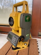 Tachimetr elektroniczny TOPCON GTS-105N
