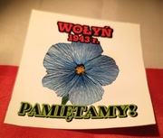 naklejka "WOŁYŃ 1943 r. PAMIĘTAMY!" 11 sztuk, 8x8 cm, na białym tle