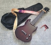 Ukulele elektryczne Harley Benton + akcesoria