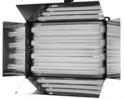 Lampa Elfo DL 200 S DMX używana w super stanie